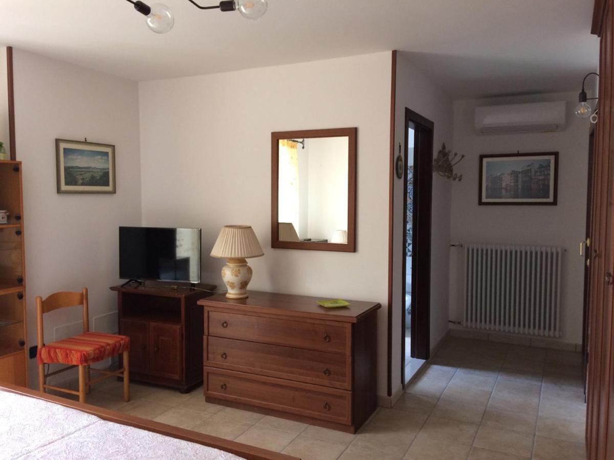 Gianpaolo Ospitale Bed and Breakfast Scorrano  Εξωτερικό φωτογραφία